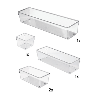 De iDesign-ladesorteerset LINUS - HOOG (5-delig) bevat vijf doorzichtige bakjes – een kleine, een middelgrote, twee grote en een extra grote – perfect om je lades overzichtelijk te houden. Alle artikelen zijn afgebeeld op een witte achtergrond en voorzien van de hoeveelheden.