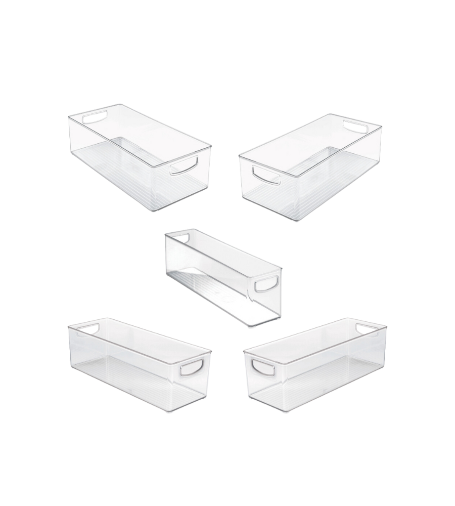 De iDesign keukenset MINI (5-delig) bestaat uit vijf overzichtelijke, rechthoekige keukenhulpjes met ingebouwde handvatten, die perfect zijn als stapelbare opbergoplossingen voor voorraadkasten of aanrechtbladen.