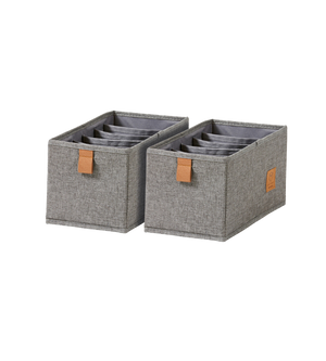 Twee PREMIUM-opbergbakken met 6 vakken, smal, grijs van Love it Store it – rechthoekige grijze bakken met bruine treklipjes en een etiket aan de zijkant – worden geleverd als set van 2, ideaal als wasmand of voor overzichtelijke opslag.