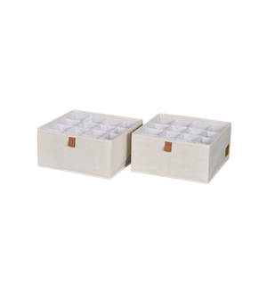 Twee PREMIUM-opbergdozen met 16 vakken in beige (set van 2 stuks) van Love it Store it, ideaal voor het opbergen van sokken en ondergoed, staan naast elkaar afgebeeld met bruine tabbladen op een witte achtergrond.
