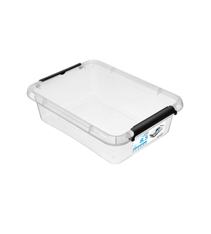 De Orplast SimpleStore Box (39x29x11 cm, 8,5 l) is een stapelbare, BPA-vrije opbergbak met een rechthoekig ontwerp van doorzichtig kunststof en zwarte zijsluitingen. De lege bak is afgebeeld tegen een witte achtergrond.