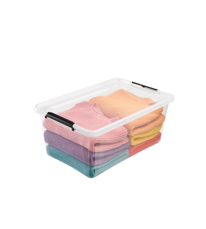 De Orplast SimpleStore Box WHEEL - 58x39x25 cm (40 l) is een doorzichtige, BPA-vrije opbergbox met een zwarte sluiting, ideaal om pastelkleurige kleding netjes in op te bergen. Door het stapelbare ontwerp zijn deze boxen perfect voor een georganiseerde opbergruimte.